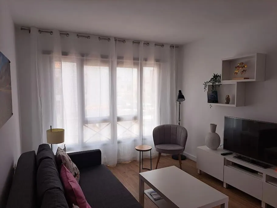 Precioso Apartamento. contacts
